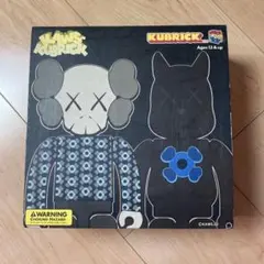 2025年最新】kaws kubrickの人気アイテム - メルカリ