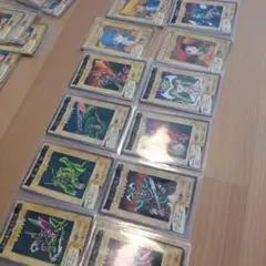 遊戯王OCG 初期カード まとめ売りB12枚 - メルカリ