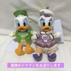 ディズニー　ヴァネロペ　パルパルーザ　ドナルド　デイジー　ぬいぐるみバッジ