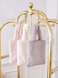 Item thumbnail for item 7f7b01b3-da0c-4197-b1d6-abdace80f47e