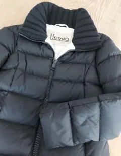 【HERNO】黒 ダウンジャケット