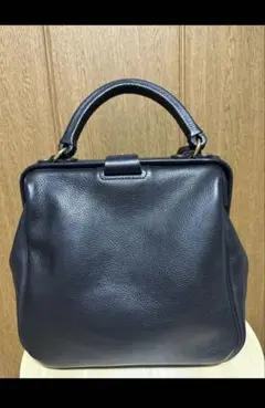 極美品✨HERZ ヘルツ 総かぶせのメッセンジャーバッグ オールレザー 