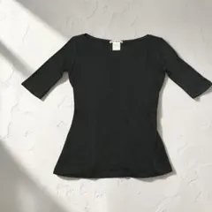 イッセイミヤケ　ISSEY MIYAKE　トップス　半袖カットソー　ミニマル　黒