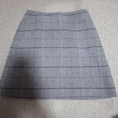 UNIQLO チェック柄 ミニ台形スカート グレー ウエスト64cm　②