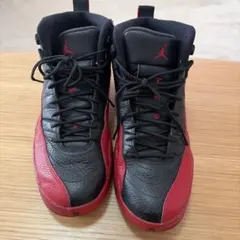 Air Jordan 12 ブラック/レッド