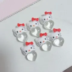 ネイルパーツ ハローキティ 透明ハート 6個セットのサムネイル