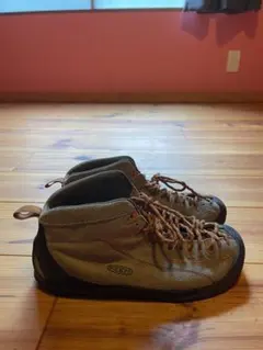 KEEN トレッキングシューズ