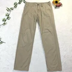 UNIQLO ユニクロ ボーイフレンドフィットチノ W64 ベージュ　チノパン