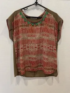 マリリンムーン　ノースリーブ　ブラウス