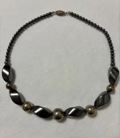 Item thumbnail for item 3aee3712-2fa4-44ee-bb45-84a175425de1