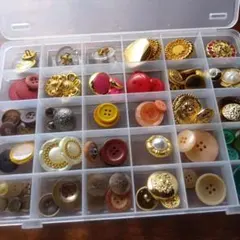 ボタンセット 多様なデザイン 収納ケース付き