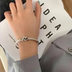 four_seven_nine_ チェーンブレスレット - メルカリ