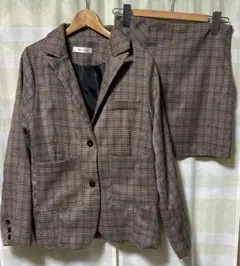 Item thumbnail for item 9f5b50a3-ae40-410a-9441-e0ea9cd7d140