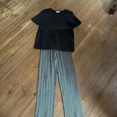 イッセイミヤケ ISSEY MIYAKE FETE プリーツパンツ カーキ 3 - メルカリ