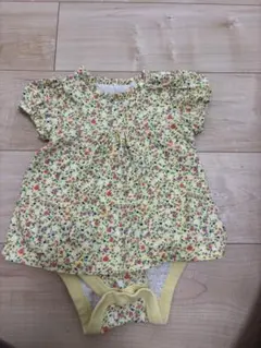 baby GAP 花柄ロンパース