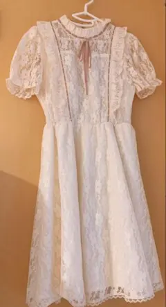 ハニーシナモン　レース半袖ワンピース