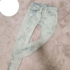 アメリカンイーグル Americaneagle ジーンズ ジーパン ダメージ
