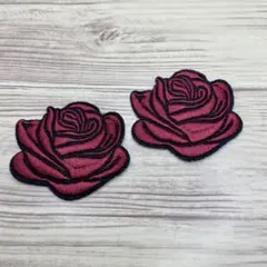 薔薇　刺繍　ローズ　新品　ワッペン　アップリケ　２枚セット　アイロン