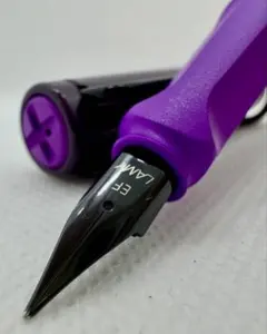 LAMY サファリ ヴァイオレットブラックベリー EF2024年限定 万年筆①のサムネイル