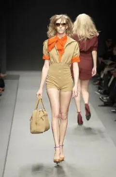 FW2002 MIUMIU ウールアクリルボストン型バッグLAMPO ITALYのサムネイル