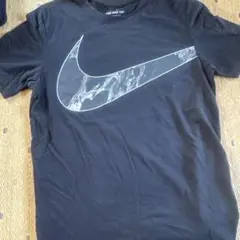 Item thumbnail for item ea424f07-4045-4e48-8d4f-3c173f8e9e9a