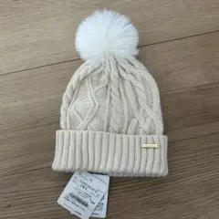 アイボリー ニット帽 ポンポン付き