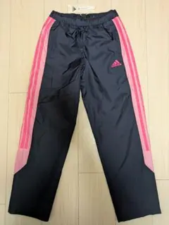 Item thumbnail for item 5515de6e-df2f-4218-9933-ff71f86264ab