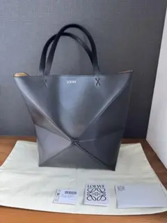 LOEWE パズル トートバッグ ブラック　ミディアムのサムネイル