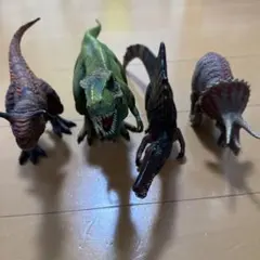 恐竜 フィギュア 4体セット　シュライヒ　Schleichのサムネイル