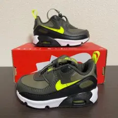 Item thumbnail for item ced0db73-b8a6-4097-8258-ba5e3d522dcf