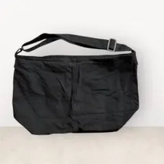 【黒】ショルダーバッグ ニュースペーパーバッグ 調整可能ストラップ　A4