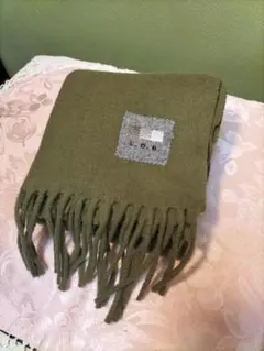 L.D.B.のダークグリーンのカシミア混マフラー