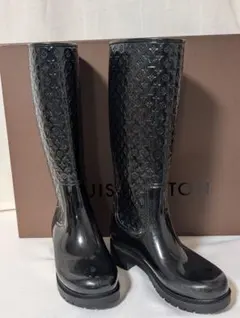 Item thumbnail for item 3cdc6315-bd49-4d84-8b72-8527bf921670