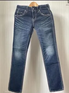 ✨✨早い者勝ち✨✨値下げ致しました　リーバイスジーンズ