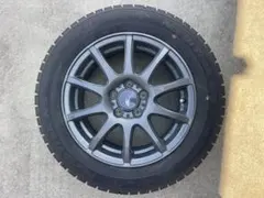 車スタッドレスタイヤアルミセットのサムネイル