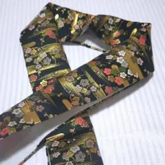 黒　重ね襟　黒地に梅の花　広衿　ピン３本付き　成人式　振袖　袴　卒業式