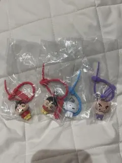 クレヨンしんちゃん カラフルマルチチャーム 4個セット