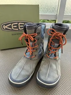 KEEN ELSA II QUILTED WP ブーツのサムネイル