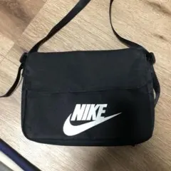 NIKE ショルダーバッグ ブラックのサムネイル