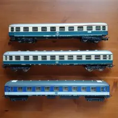メルクリン•ドイツ連邦鉄道客車３両のサムネイル