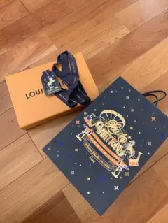 Louis Vuitton ショッパー　紙袋　2024年クリスマス限定