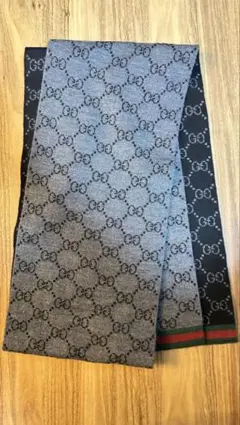 GUCCI GGロゴリバーシブルマフラー グレー ブラック　訳あり