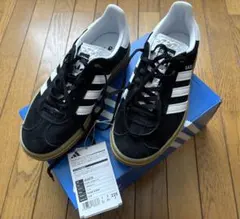 新品未着用　レディースadidas スエードスニーカー