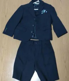 美品キッズフォーマルスーツ サイズ120 黒 入学式　卒業式　礼服