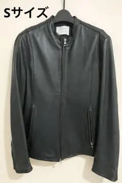 黒レザーシングルライダースジャケット