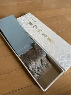 Item thumbnail for item 29dfc511-c959-477c-841e-29a8c92f9915