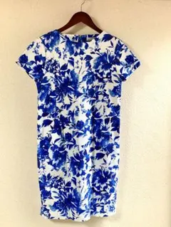 半袖ワンピース　花柄ワンピース　フォーマルワンピース