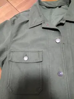 オリーブグリーン ミリタリージャケット