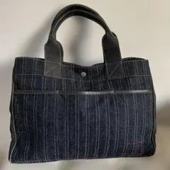 Item thumbnail for item 51f27067-c773-4a23-9ee9-9faa593eee44