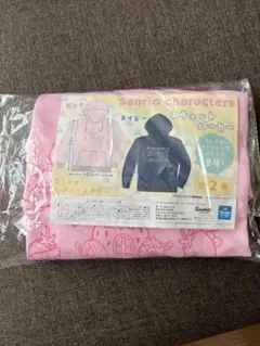 サンリオ　スエットパーカー　ピンク